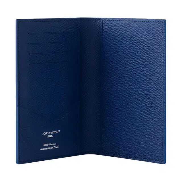 LOUIS VUITTON x Nigo PASSPORT COVER