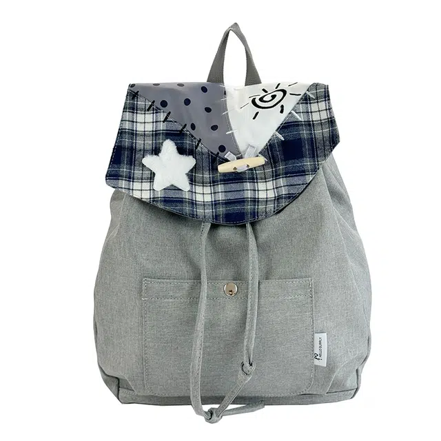 笛贝嘉 果味星星格纹拼接大容量束口通勤背包书包 帆布 双肩包 常规 女款 多色