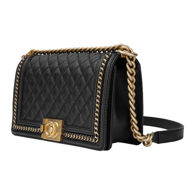 CHANEL LEBOY