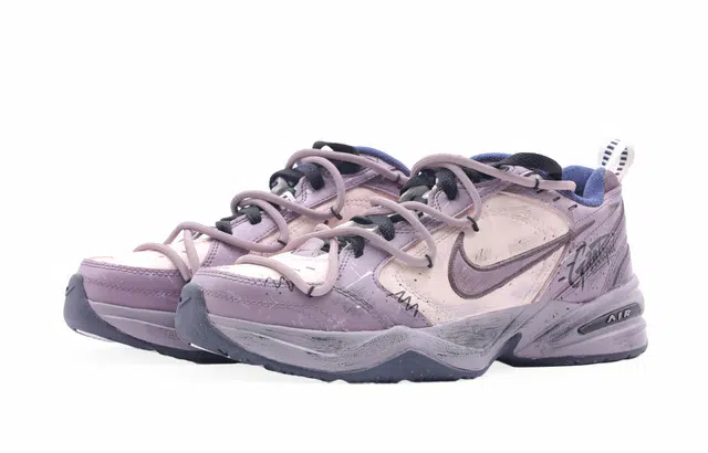 Nike Air Monarch 4