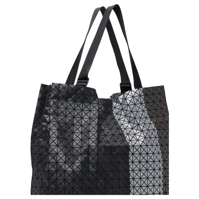 ISSEY MIYAKE