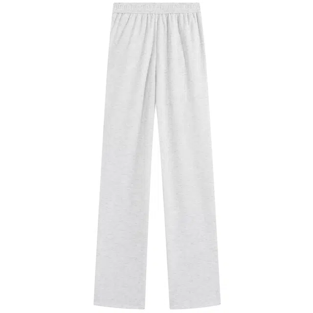 NINETEEN AUTUMN logo