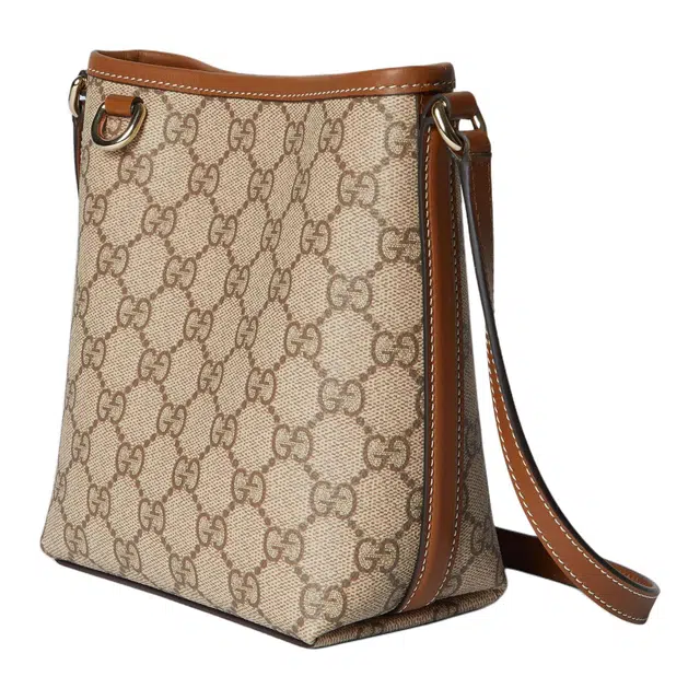GUCCI GG Emblem Logo