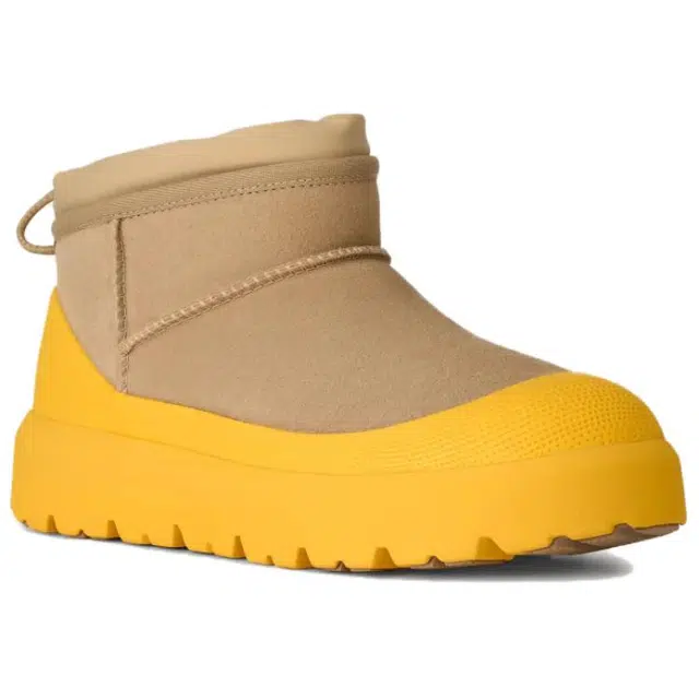 UGG CLASSIC ULTRA MINI