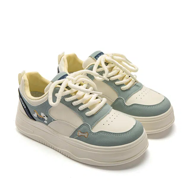 时尚百搭舒适通勤增高 防滑减震耐磨 低帮 板鞋 女