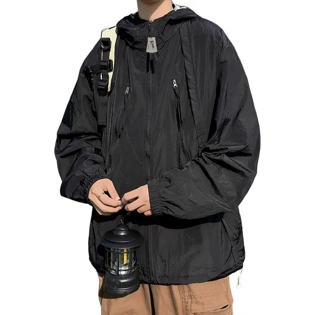 地界二 夏季薄款连帽衣外套男青少年透气休闲潮牌运动百搭透气夏季休闲纯色收口袖宽松型潮夹克 男款