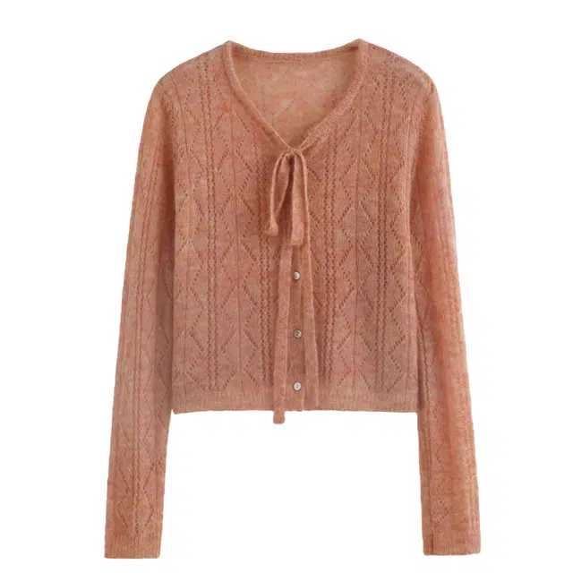 花栗鼠小姐  柔软心事 软软亲肤感韩系温柔少女飘带菱形孔洞圆领合肩显瘦舒适亲肤百搭通勤针织衫 女款