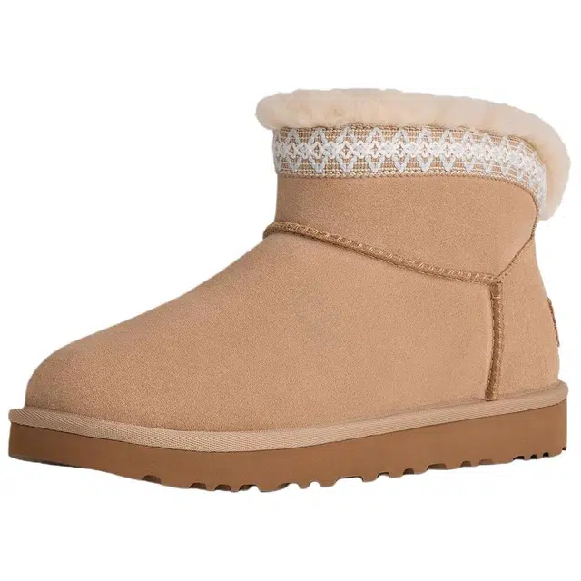 UGG CLASSIC ULTRA MINI