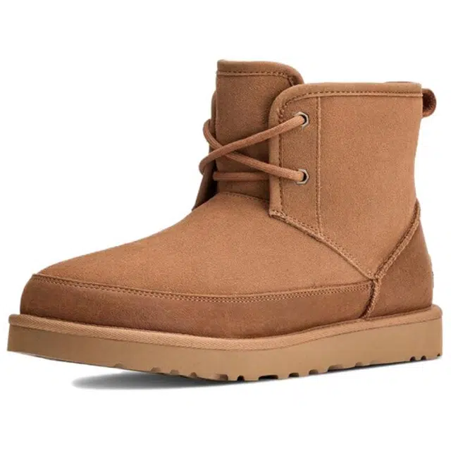 UGG Classic Novelty