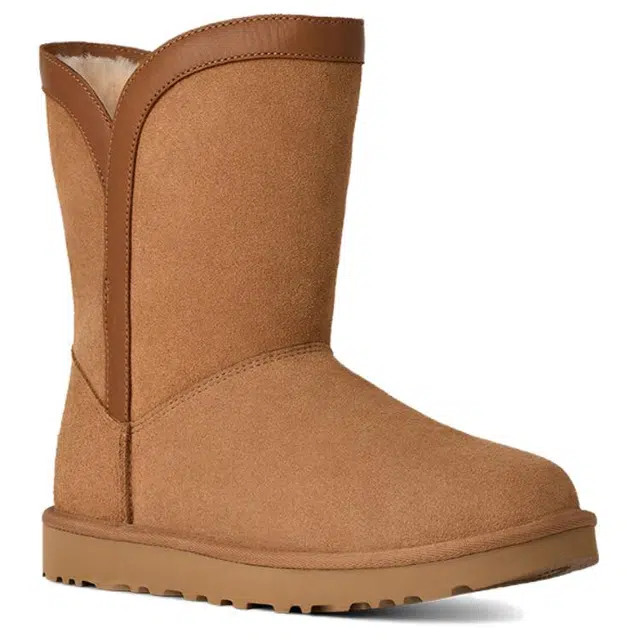 UGG Classic Novelty