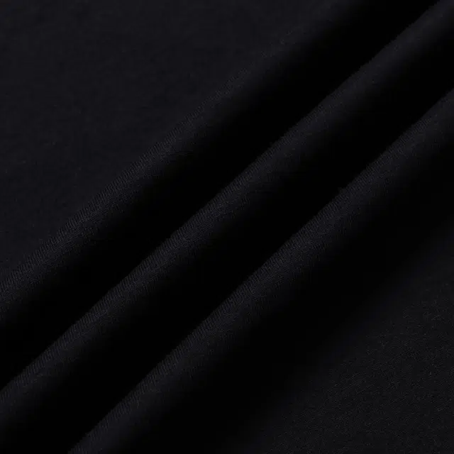 Alexander McQueen T