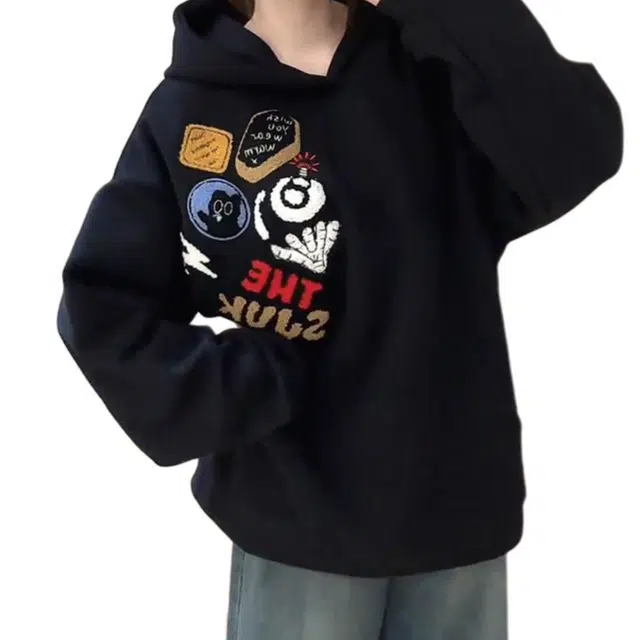 木清清 卡通动漫宽松适中连帽长袖卫衣 女款