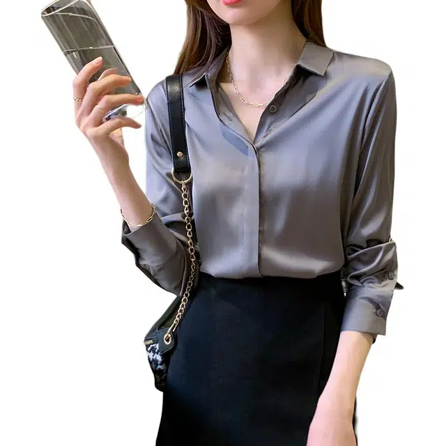 沐晓欣 时尚宽松适中翻领长袖衬衫 女款