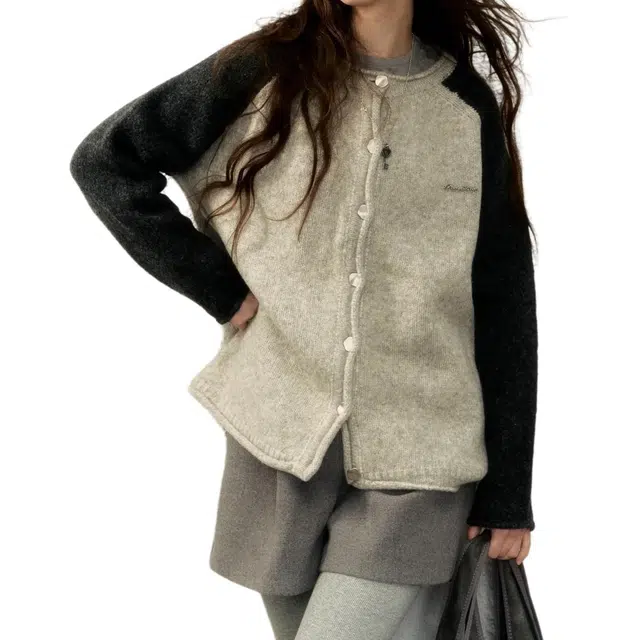 沐晓欣 慵懒学院风撞色开衫秋季圆领复古宽松休闲中长款外套针织衫 女款