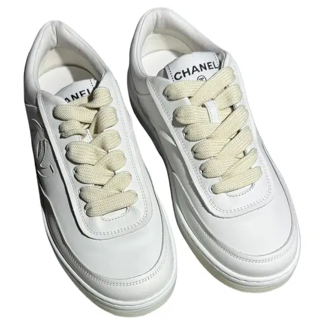 CHANEL 24P
