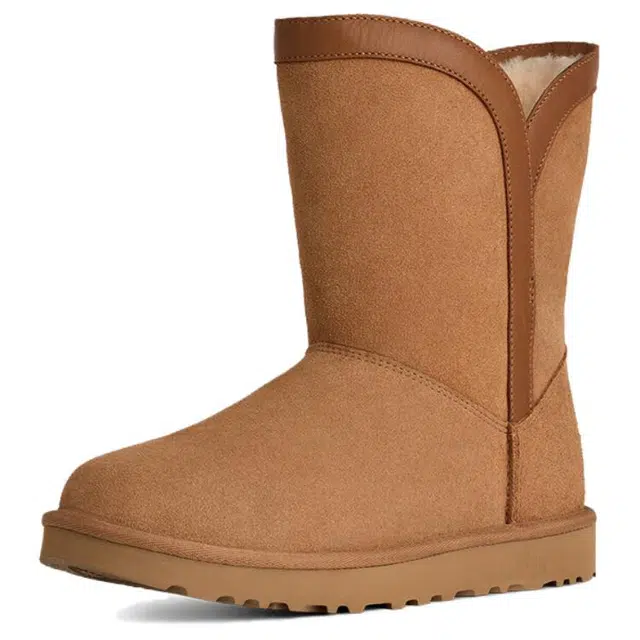 UGG Classic Novelty