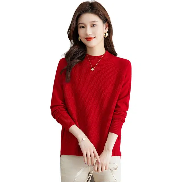 稻草人 时尚优雅简约百搭柔软舒适圆领秋冬打底针织衫 女款