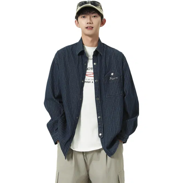 Fakeyoung logocleanfit