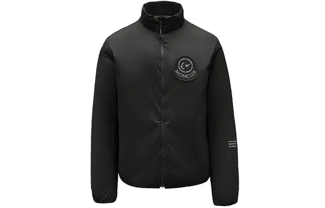 Moncler FW21 Logo
