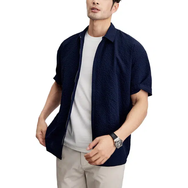 丹宁哲学 高档舒适泡泡纱面料纯色短袖基础大众衬衫 男款