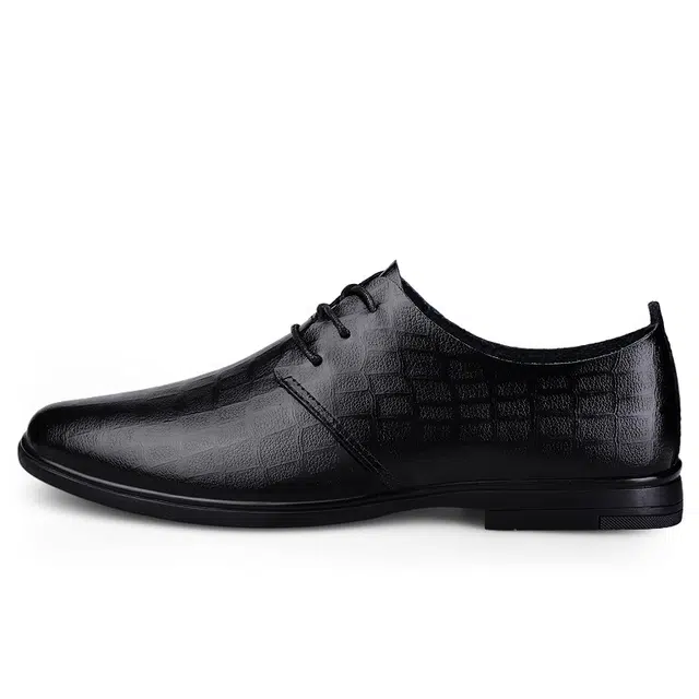 依米奴 真皮质感 高颜值 时尚潮流 脚感舒适 低调百搭 日常通勤 职场会议 简约 轻便柔软 雅痞帅气 正装皮鞋 男款