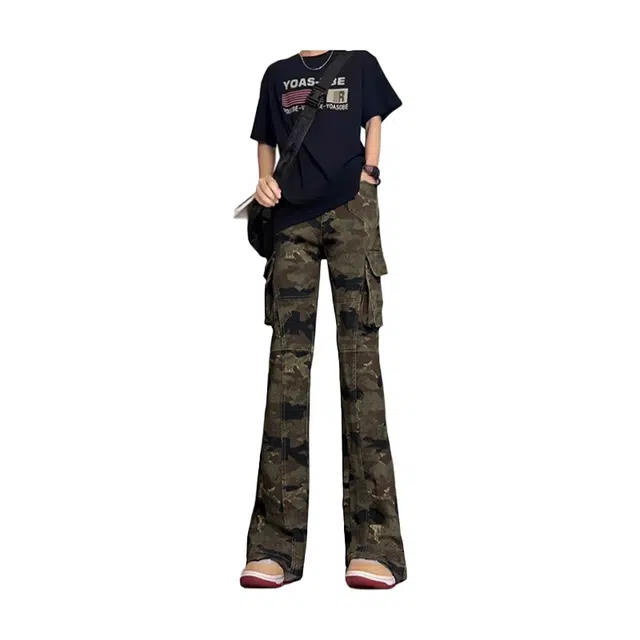 M JEANS STUDIOS 7