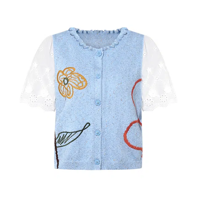 两三事 情岛桔梗 复古文艺清新甜美优雅时尚宽松舒适日常百搭圆领绣花拼接假两件开衫短袖上衣针织衫 女款