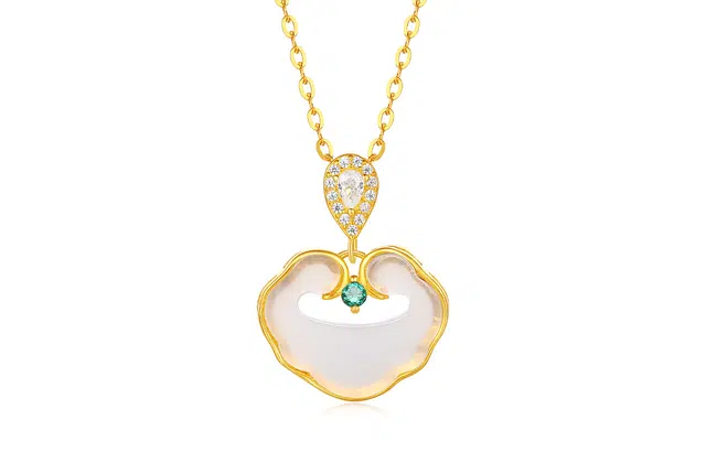 周六福 吉祥小冰云如意玉清莹精致福运福禄顺遂#好运 玉髓 项链 女款