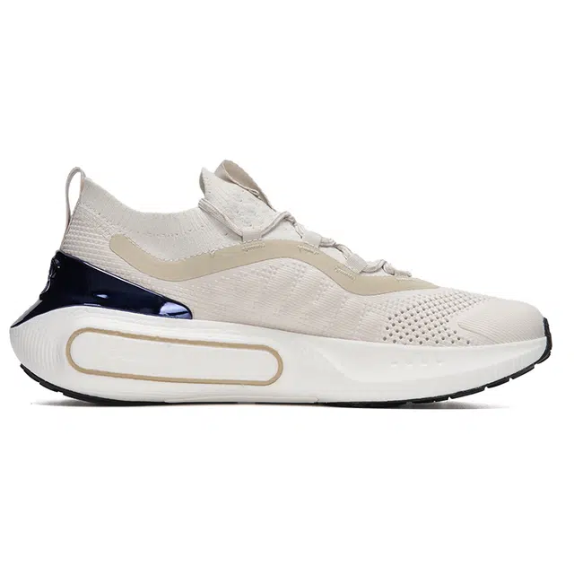 Under Armour Phantom 4