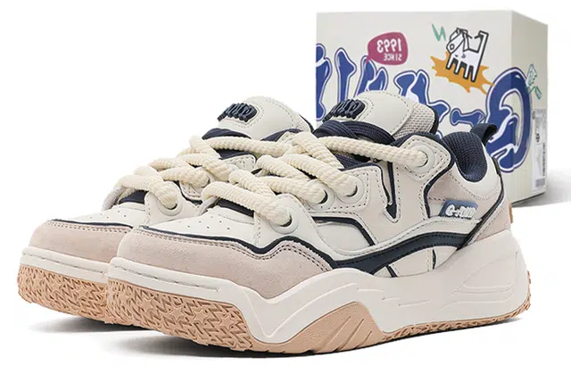 Q-AND Casual Low Sneakers