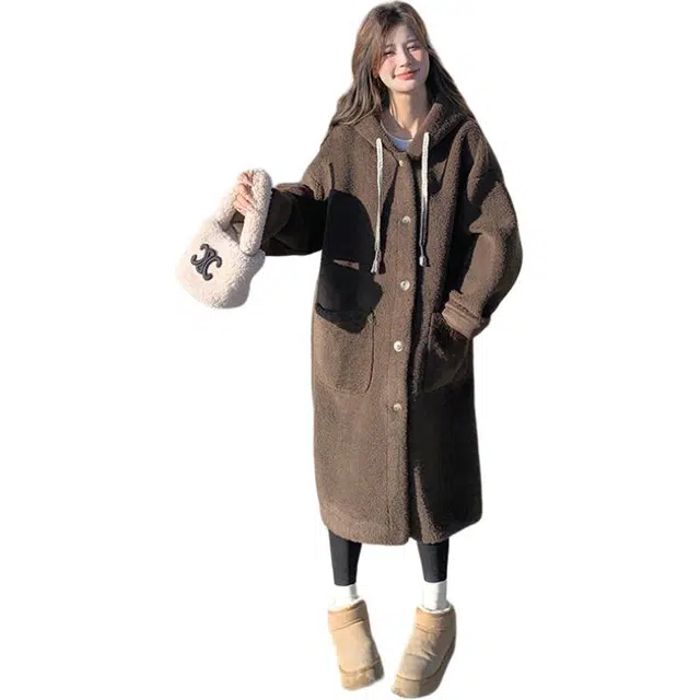 稻草人 松弛感慵懒连帽休闲宽松中长款绒感外套 女款