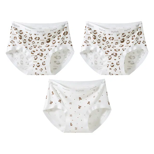 二三二三 甜美可爱萌系少女豹纹波点亲肤柔软舒适透气无痕隐形简约百搭日常短裤 组合装三角内裤 女款