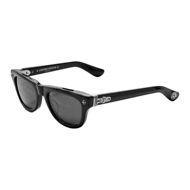 Chrome Hearts