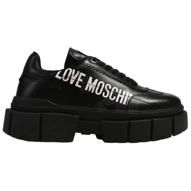 LOVE MOSCHINO