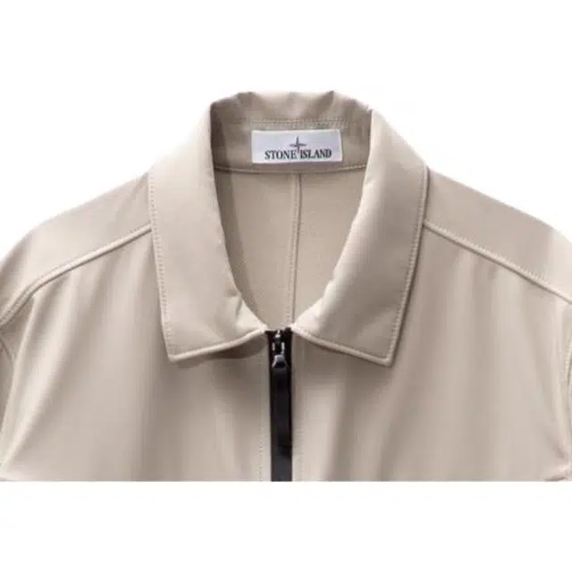STONE ISLAND LIGHT SOFT SHELL-R