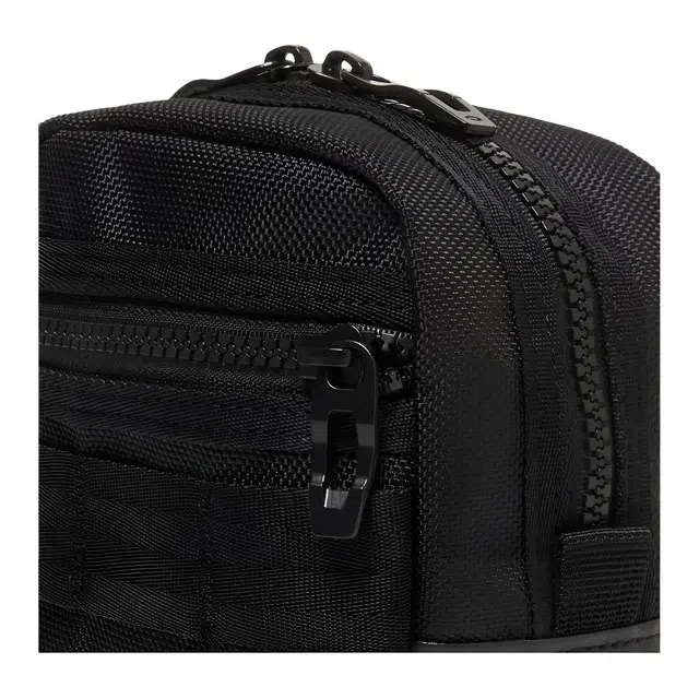 Oakley 1.5L