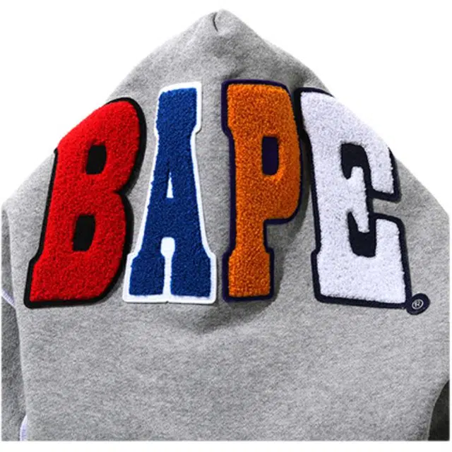 A BATHING APE FW22 logo