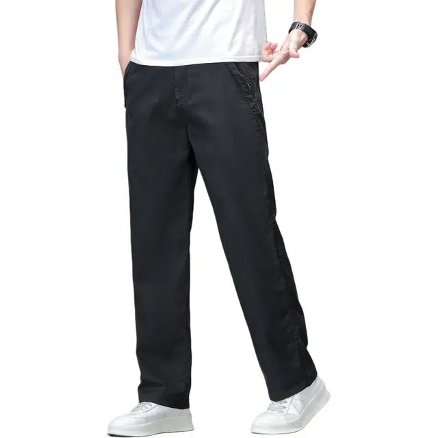 瑞梵帝斯 莱塞尔超薄天丝 宽松直筒版型显瘦 柔顺滑软触感亲肤透气 时尚内涵简约设计百搭不挑风格 日常通勤休闲潮流款牛仔裤 男款