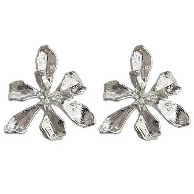 澜耀 瓣疏影 花朵 小众设计轻奢高级感 铜合金 耳环 女款