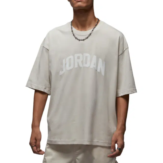 Jordan Flight Essentials T
