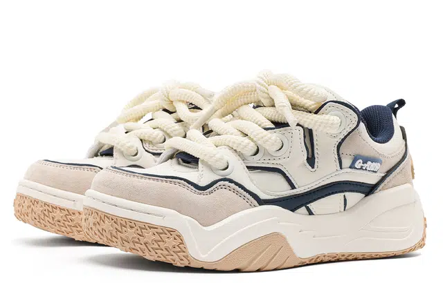 Q-AND Casual Low Sneakers