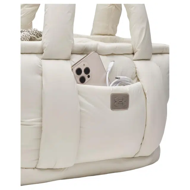 Under Armour 23L UA Studio Tote