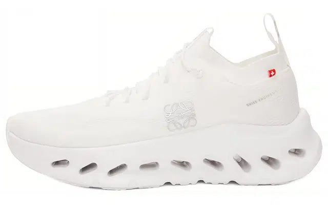 On x LOEWE CLOUDTILT