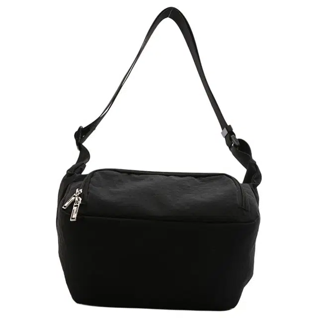 德力熊 纯色大容量休闲背包简约百搭轻便单肩包潮流骑行胸包 尼龙 斜挎包 常规 女款 黑色/白色/黄色/灰色/蓝色