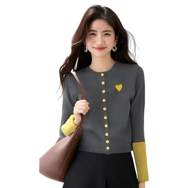 荟萃阁 拼色设计简约百搭爱心秋冬款宽松圆领上衣针织衫 女款