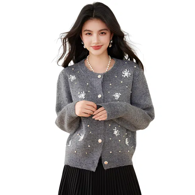 荟萃阁 法式百搭气质减龄重工钉珠外套针织衫 女款