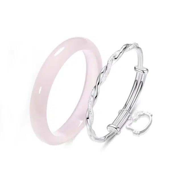 郁馨 可爱甜美少女心在逃公主本命年转运猫咪 莫比乌斯爱意无限一步一响叮当镯简约百搭通勤日常恋爱磁场#好运 琉璃 手镯 女款