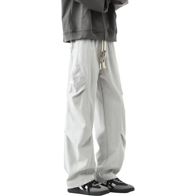 NINETEEN AUTUMN logo