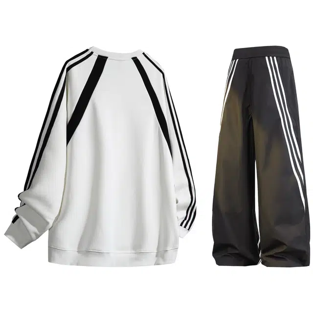 NINETEEN AUTUMN logoT