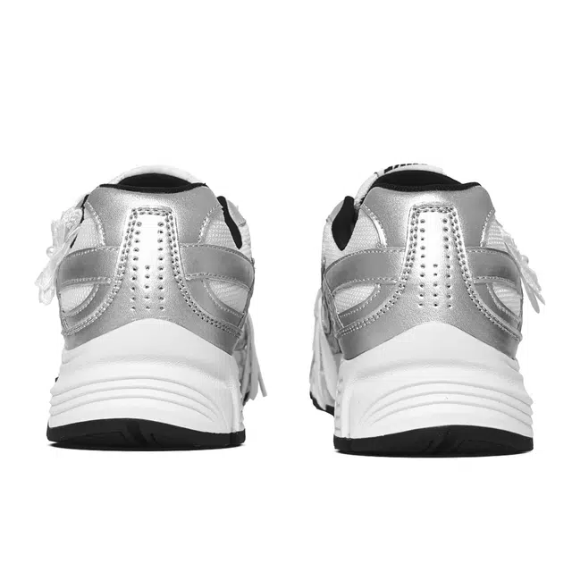 Nike Initiator ins Y2K